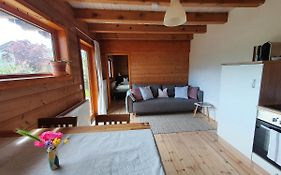 Helle Und Idyllische 2 Zimmer Wohnung Am Rande Von Berlin